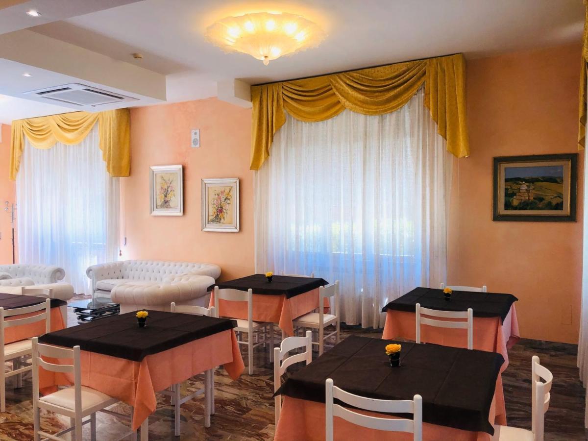 Hotel Marvin Сант'Альбино Экстерьер фото